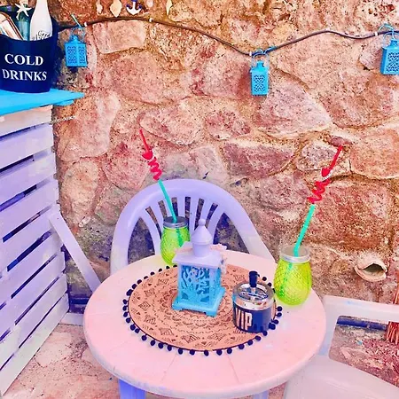 Ninfa Garden Corfu מלון דירות סידריון